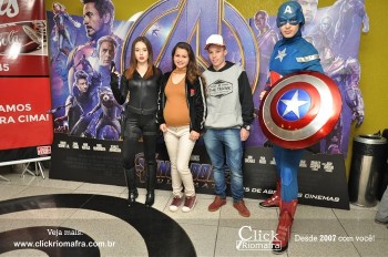 Distribuidora de Bebidas Pampas leva personagens do filme Vingadores ao Cineplus Emacite (15)