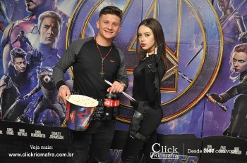 Distribuidora de Bebidas Pampas leva personagens do filme Vingadores ao Cineplus Emacite (155)