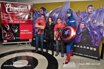 Distribuidora de Bebidas Pampas leva personagens do filme Vingadores ao Cineplus Emacite (19)