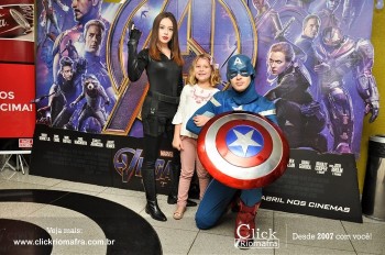 Distribuidora de Bebidas Pampas leva personagens do filme Vingadores ao Cineplus Emacite (23)