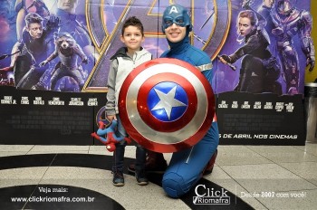 Distribuidora de Bebidas Pampas leva personagens do filme Vingadores ao Cineplus Emacite (4)