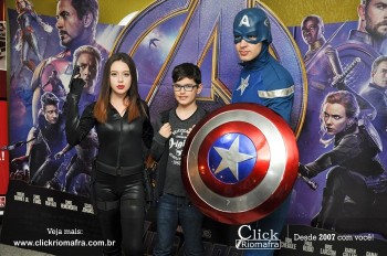 Distribuidora de Bebidas Pampas leva personagens do filme Vingadores ao Cineplus Emacite (49)