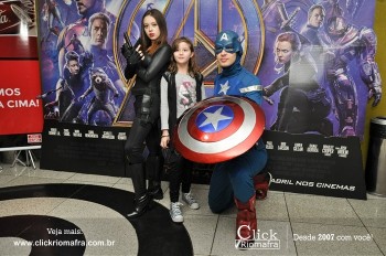 Distribuidora de Bebidas Pampas leva personagens do filme Vingadores ao Cineplus Emacite (51)