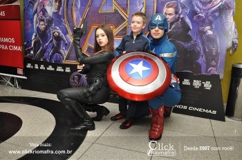 Distribuidora de Bebidas Pampas leva personagens do filme Vingadores ao Cineplus Emacite (66)