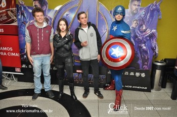 Distribuidora de Bebidas Pampas leva personagens do filme Vingadores ao Cineplus Emacite (71)