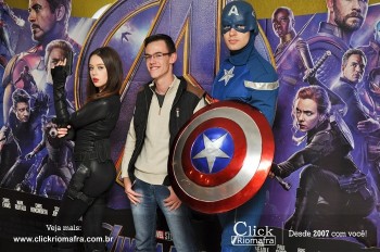 Distribuidora de Bebidas Pampas leva personagens do filme Vingadores ao Cineplus Emacite (75)