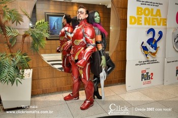 Fotos do Homem de Ferro e Gamora no Cineplus Emacite Click Riomafra (11)