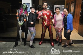Fotos do Homem de Ferro e Gamora no Cineplus Emacite Click Riomafra (45)