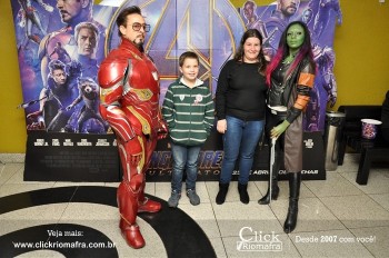 Fotos do Homem de Ferro e Gamora no Cineplus Emacite Click Riomafra (64)