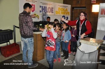 Alunos da escola Olavo Bilac visitam o Cineplus Emacite (4)
