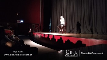 Público lota o Cineplus Emacite para o Show de Humor #Pobrice - Click Riomafra (1)