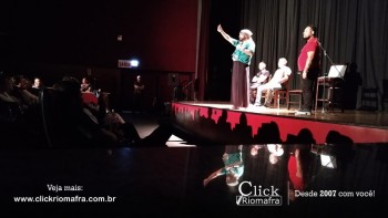 Público lota o Cineplus Emacite para o Show de Humor #Pobrice - Click Riomafra (11)