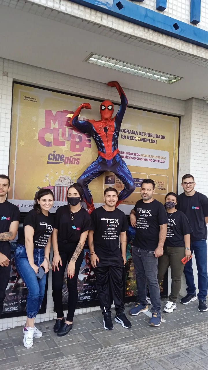 A equipe do Cineplus Emacite e o Homem-Aranha estão esperando por você (2)