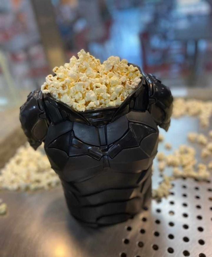 Garanta o seu Super Bat Balde da rede Cineplus