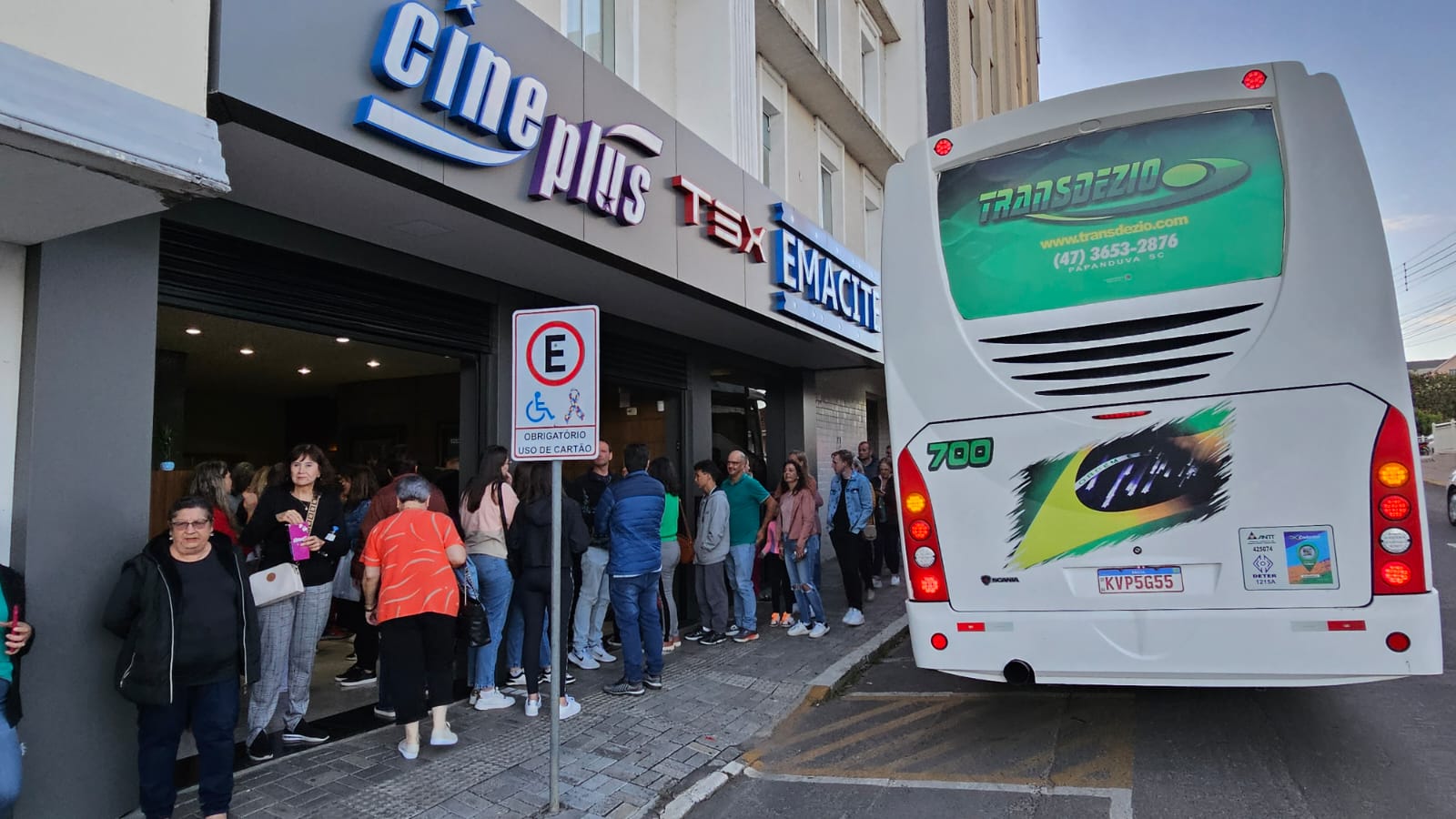 Público lota o Cineplus Emacite para a estreia de Nosso Lar 2 Os Mensageiros (6)