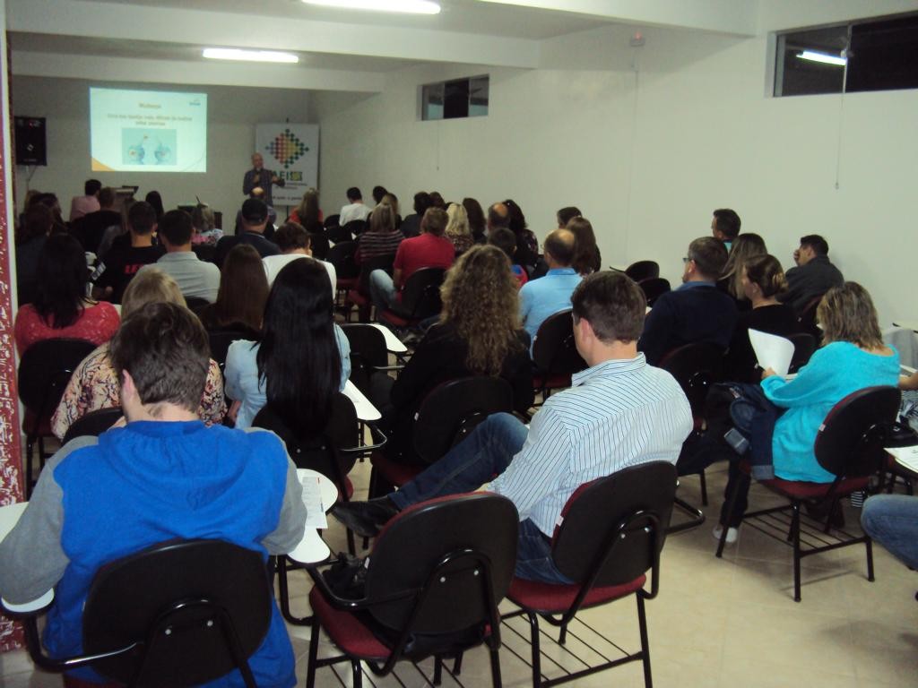 AEI e SENAC realizam palestra em Itaiópolis