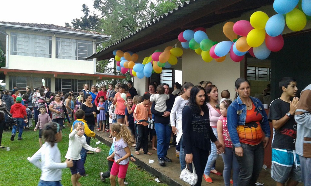 Amigos Voluntários promovem a 7ª Festa das Crianças  (1)