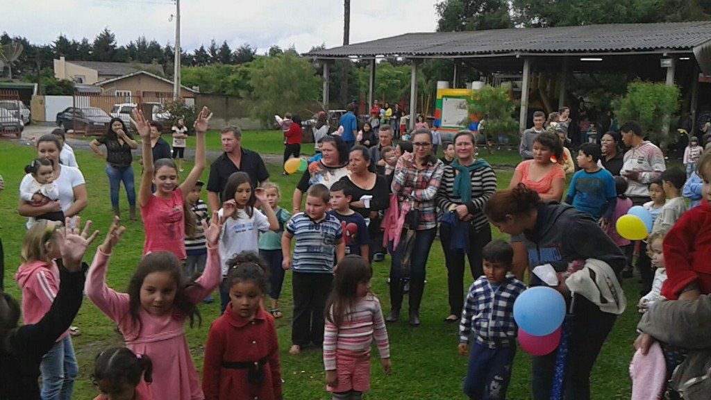 Amigos Voluntários promovem a 7ª Festa das Crianças  (2)