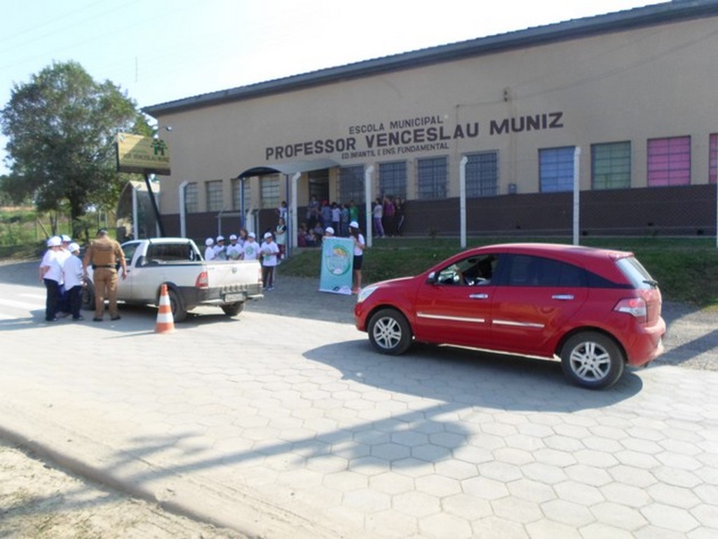 Escola-Venceslau-Muniz-realiza-várias-ações-durante-a-semana-do-trânsito