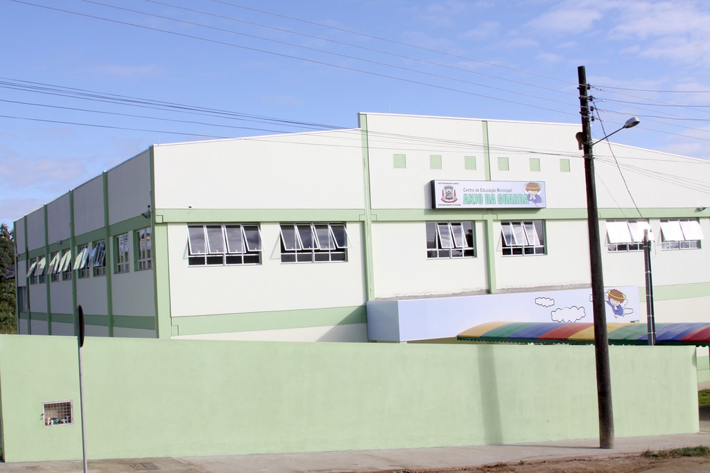 Mafra regulariza matrículas em creches e pré-escolas