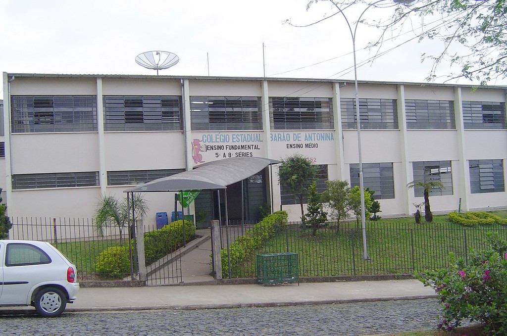 Colégio Barão de Antonina de Rio Negro oferece cursos técnicos gratuitos