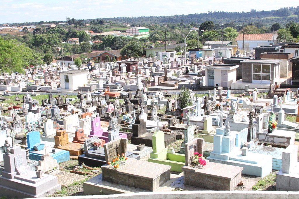 Obras no cemitério podem ser feitas até dia 27