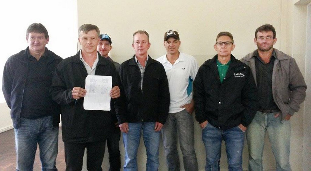 Movimento para redução do salário dos vereadores em Mafra ganha força