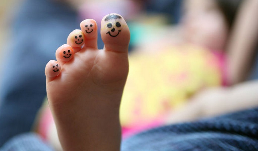Alguns cuidados com os pés das crianças