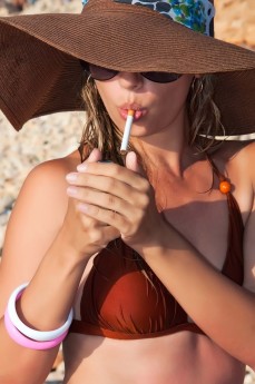 Livrar-se da dependência do cigarro exige força de vontade de determinação. É possÃvel ter ajuda médica para isso, mas a iniciativa tem que ser do paciente / GB Imagem