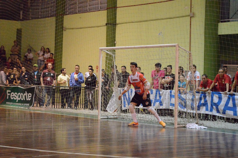 Goleiro mafrense Kalil também renova contrato com o Mafra Ferromax Futsal