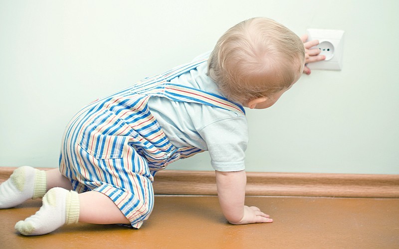 Casa com criança precisa de cuidados redobrados