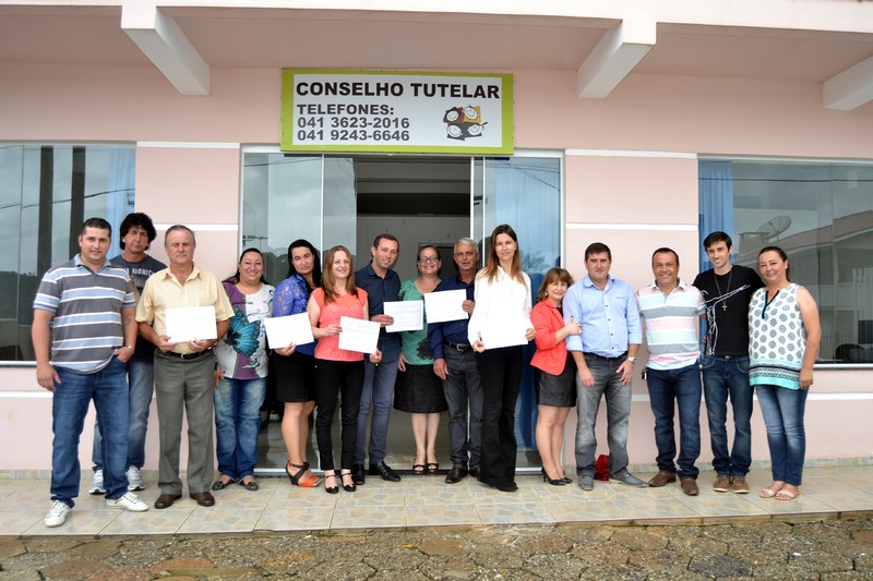 Conselheiros tomam posse em Quitandinha