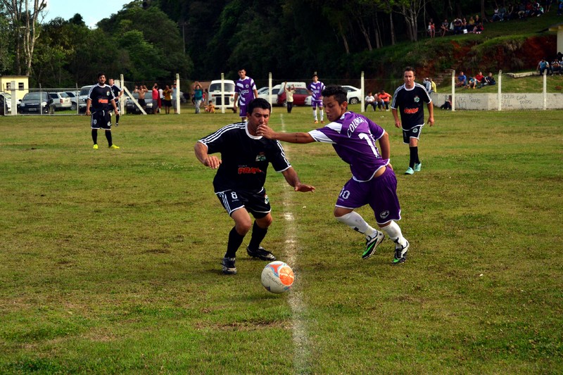 Vasco goleia e semifinais do Campeonato Municipal de Futebol acontecem neste domingo (31) em Quitandinha