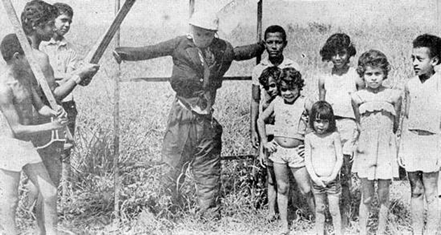 Tradição da Semana Santa a malhação do Judas (2)