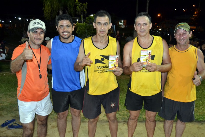 Campeões na dupla masculina