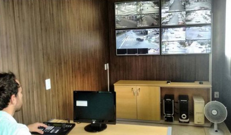 Sistema de vídeo monitoramento já está em funcionamento em Rio Negro (1)