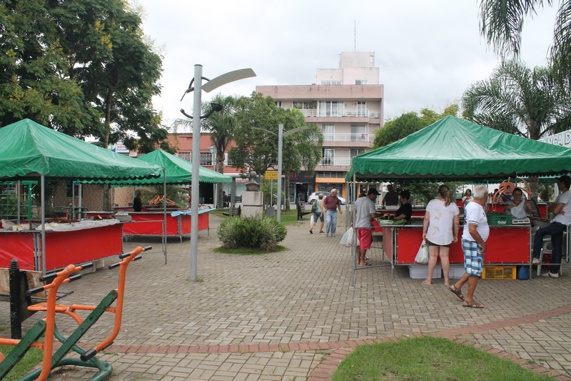 Feira popular oferece produtos orgânicos para a população (1)