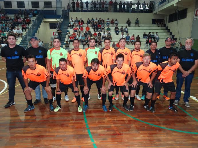 Real Madrid de Mafra estreou com vitória na Copa Gazeta/FMD/Germânica Supermercados em SBS e volta à quadra somente no dia 15 de março, enfrentando o Colégio Evangélico de Jaraguá do Sul