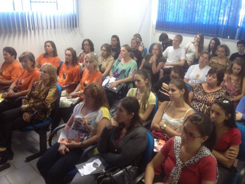 Soroptimistas realizam palestra sobre violência contra mulher em Mafra (2)