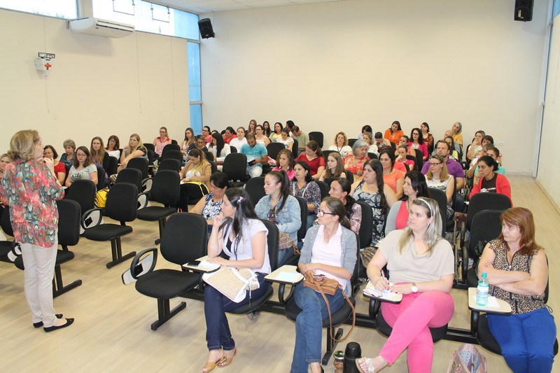 Servidores municipais da região farão curso sobre Serviço de Convivência e Fortalecimento de Vínculos  (2)