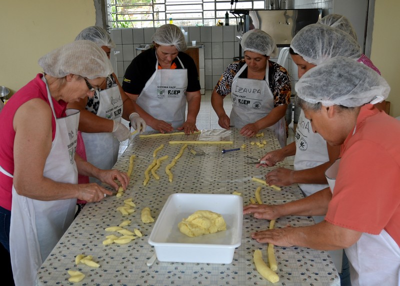 CRAS de Quitandinha oferece novos cursos