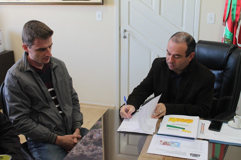 Assinada a ordem de serviço para construção do Centro de Cultura no bairro Vila Nova (1)