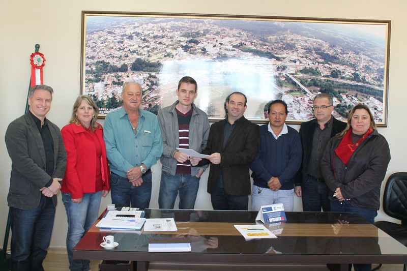 Assinada a ordem de serviço para construção do Centro de Cultura no bairro Vila Nova (2)