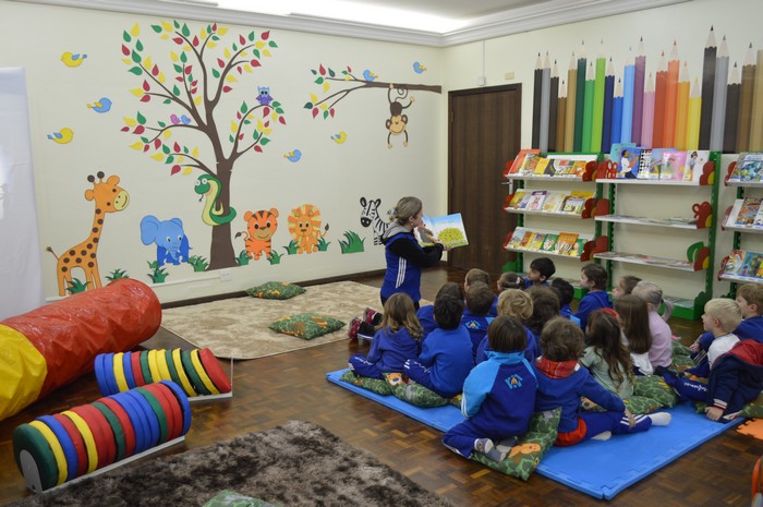 Nova biblioteca infanto-juvenil do Mafrense