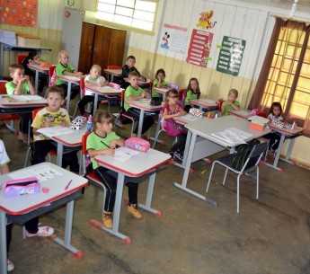 Quitandinha atinge meta de 2021 no IDEB