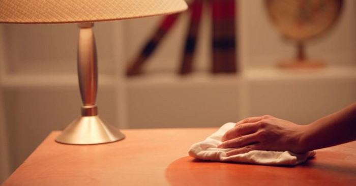 Cuidando de seus móveis de madeira