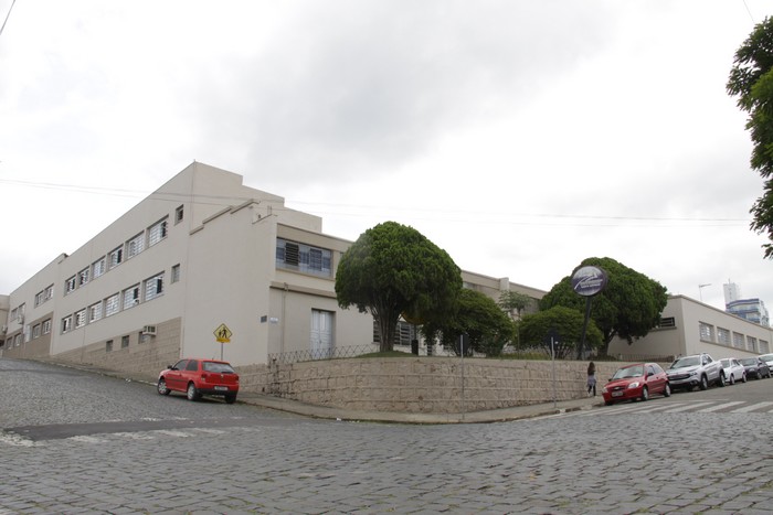 Escola Santo Antônio não vai fechar, garante estado, direção e ABAM