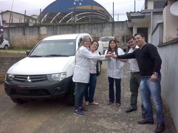 Quitandinha adquire novo veículo 4x4