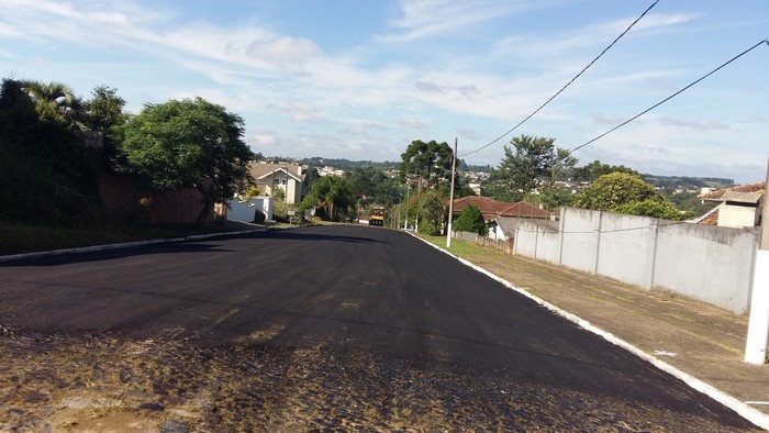 Ruas centrais de Rio Negro recebem nova pavimentação asfáltica (2)