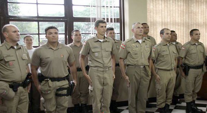 Policiais militares são promovidos em Mafra